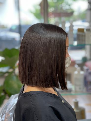Blunt bob haircut